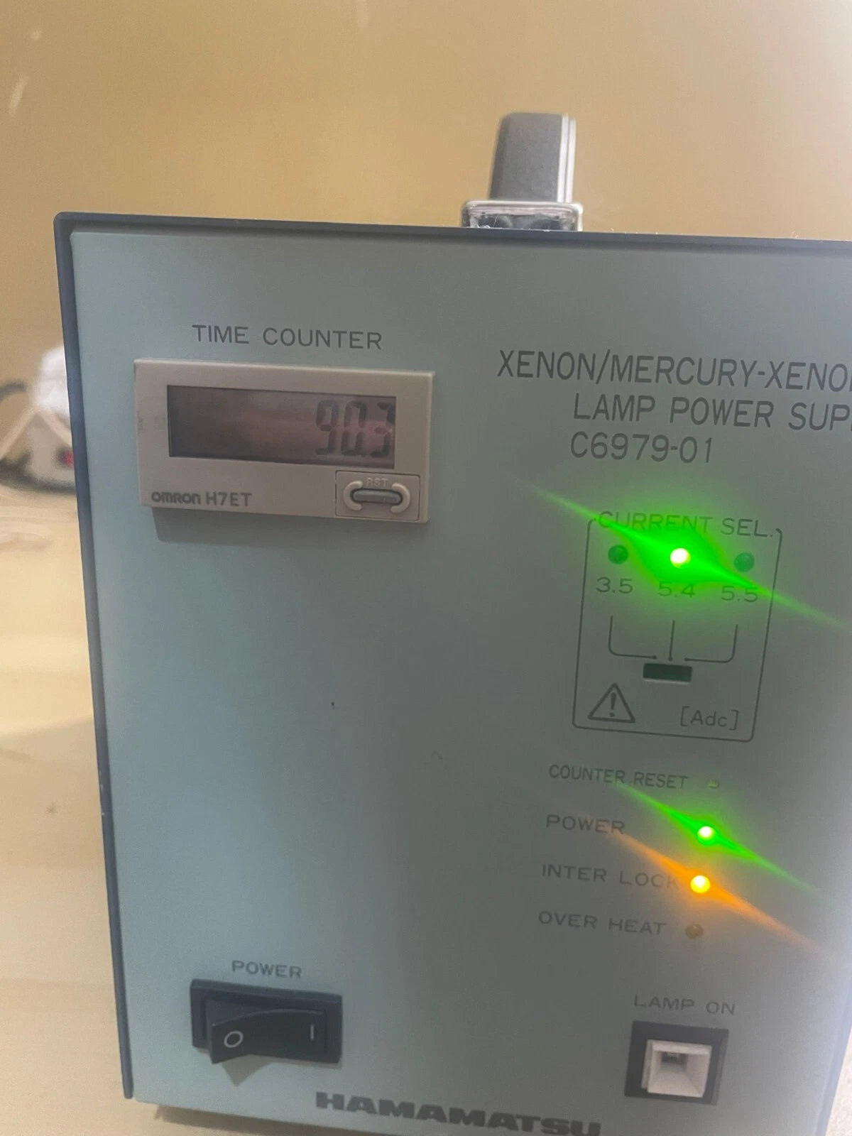 HAMAMATSU C6979-01 XENON / MERCURY- XENON LAMP POWER SUPPLY