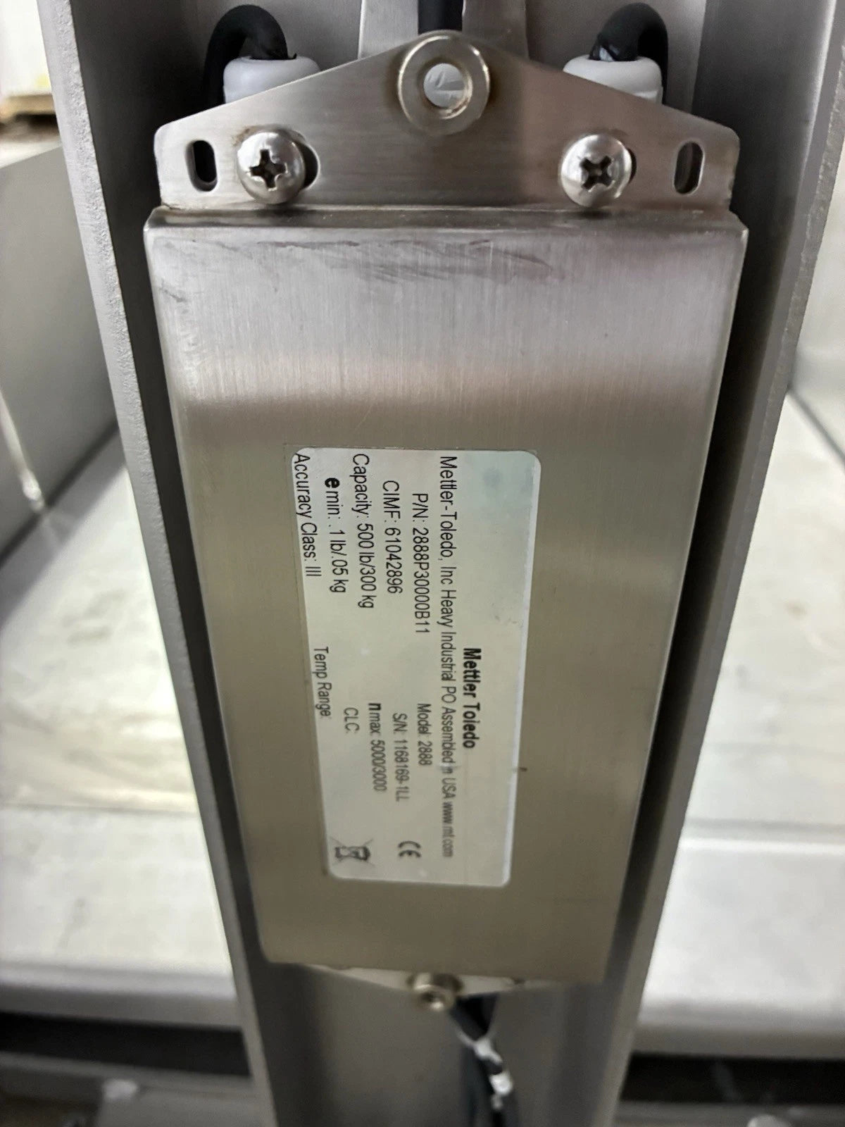 Mettler Toledo Floor Scale 2888P Display IND690 30 days warranty Freight