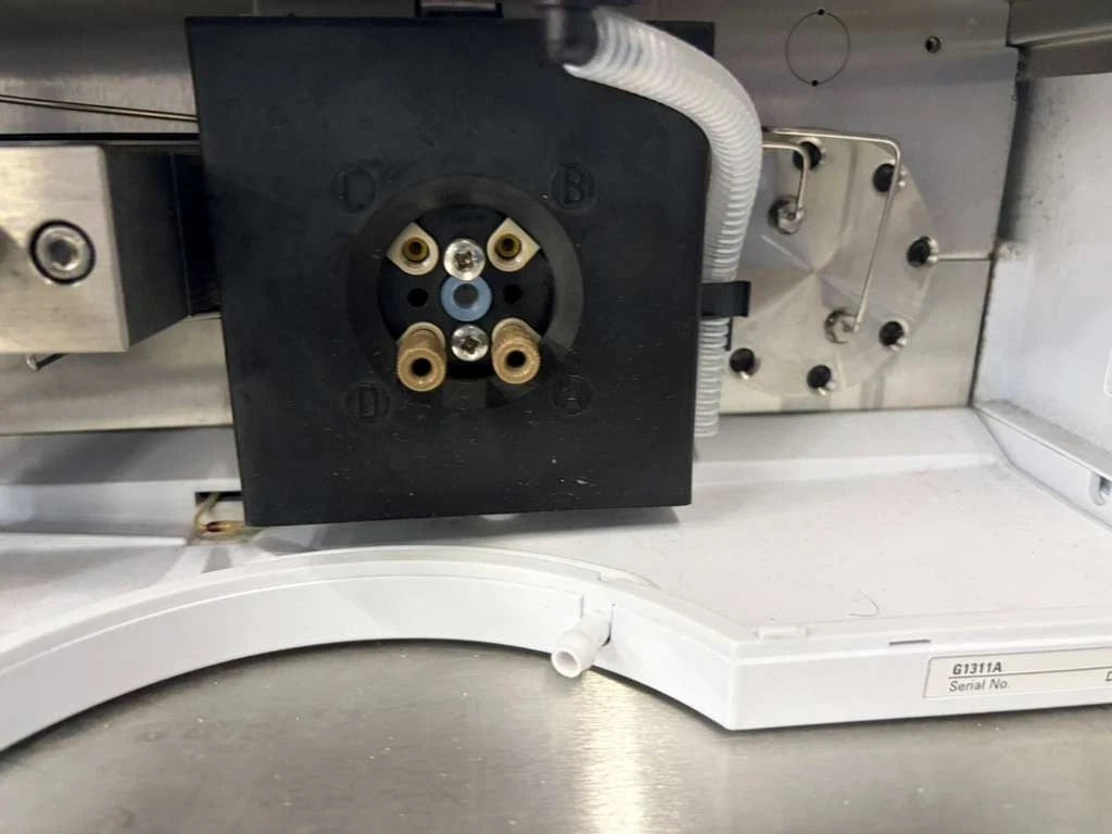 Agilent 1200 Series G1311A Quaternary Pump Power on Tetsted