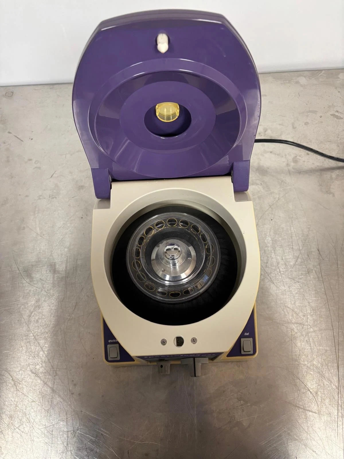 Labnet Spectrafuge 16M Benchtop Centrifuge C0160-P w/ Power Cord TESTED