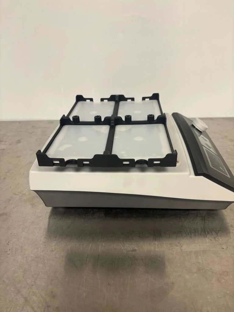 Thermo Scientific Compact Digital Microplate Shaker 150 - 1200 RPM