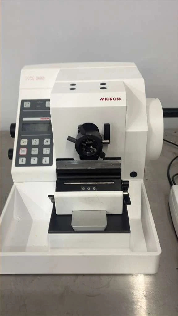 Microm HM 355 Fully Automatic Rotary Microtome - Tested see Video