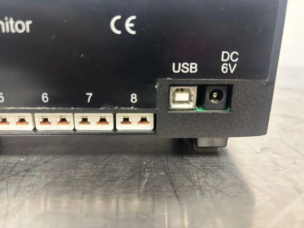 OMEGA DP9800-TC Temperature monitor 8 Channel