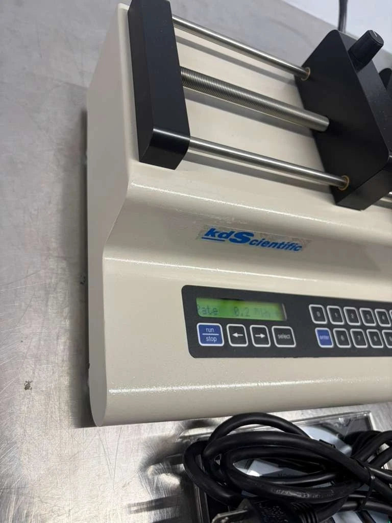 KD Scientific KDS 200 Two-Syringe Infusion Pump Model 780200 open box