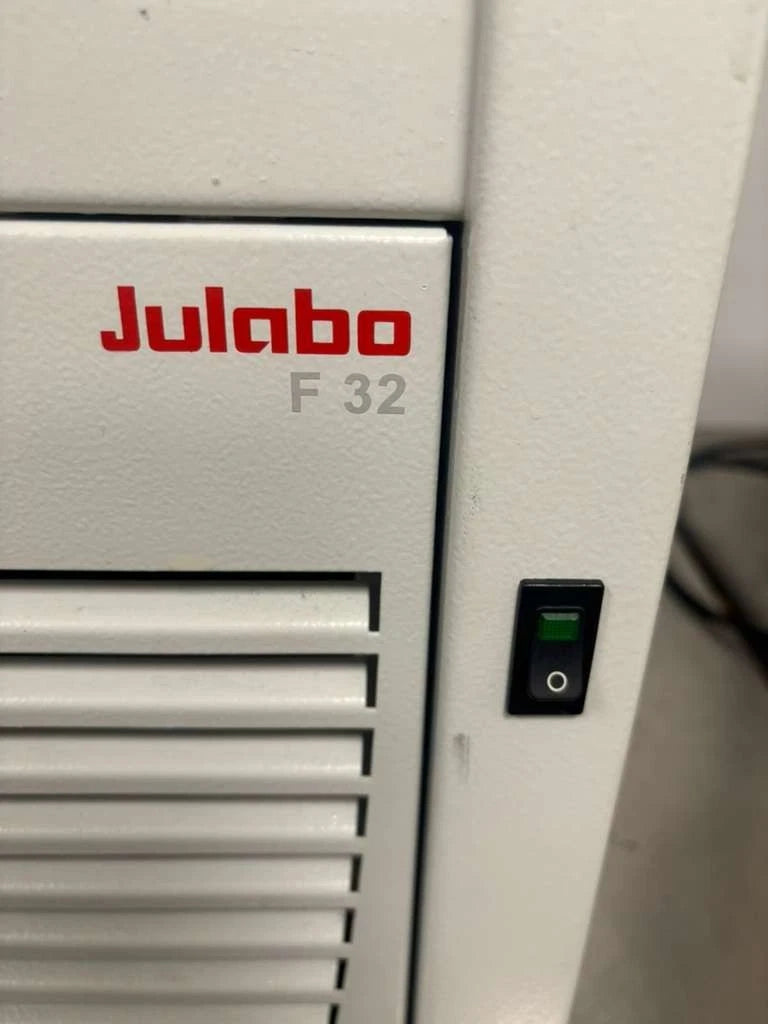 Julabo EH Heated Circulator Julabo F32 Refrigerated/Heating Bath System