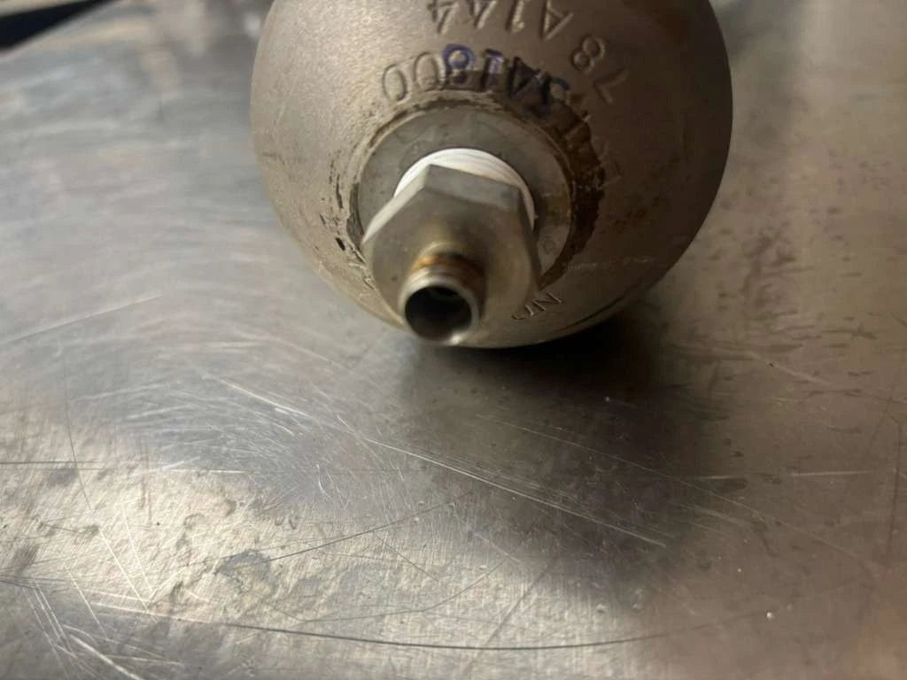 HOKE DOT-5A1800 Cylinder Stainless Steel (USED).