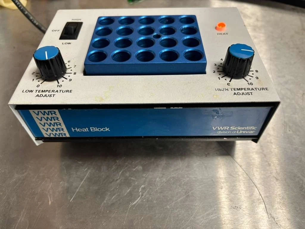 VWR Scientific Products CAT No 13259-005 With 1 Heating Block