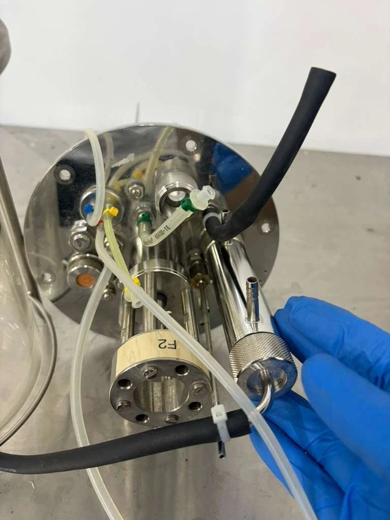 Applikon Biotechnology 3L Glass Bioreactor Vessel with Stainless Steel Headplate
