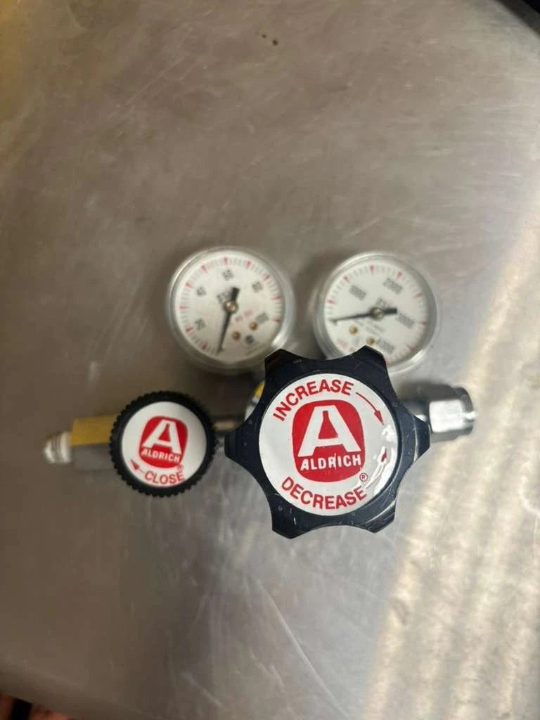 Aldrich Compressed Gas Regulator for Inert Gas 3000 Psig
