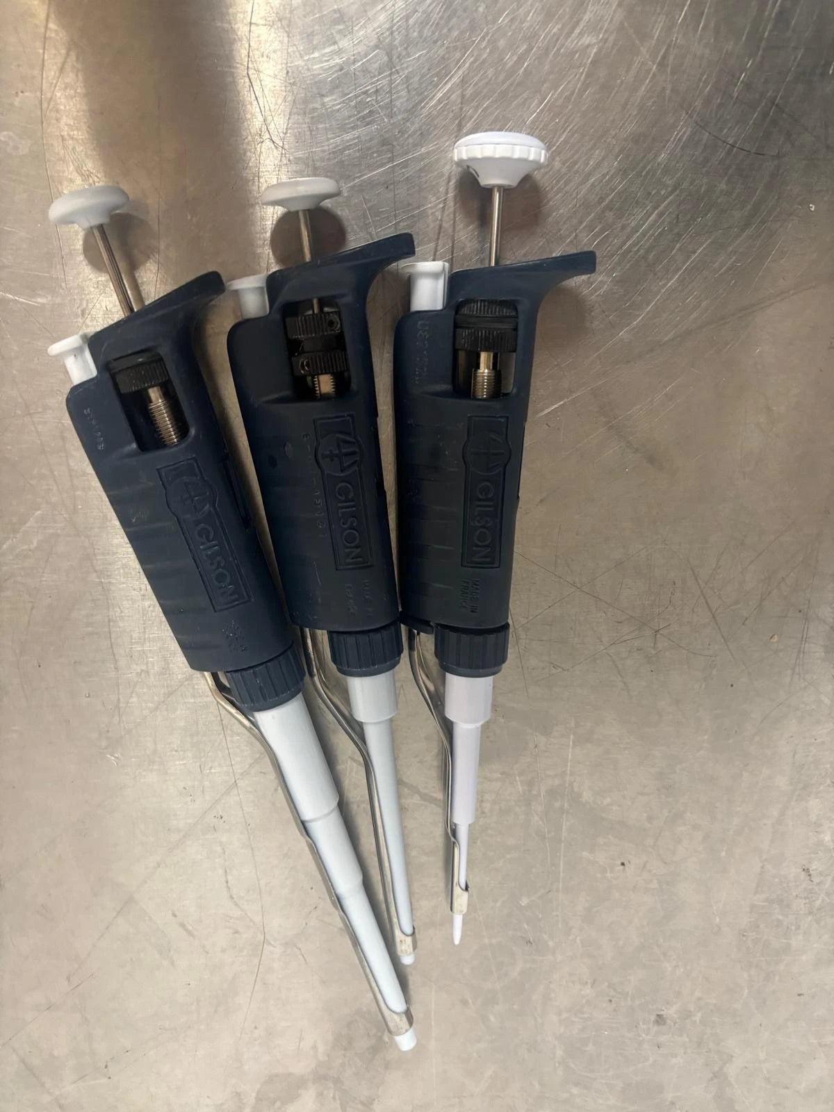 Set of 3 Gilson Pipetman Pipette Set P: 2-200-1000
