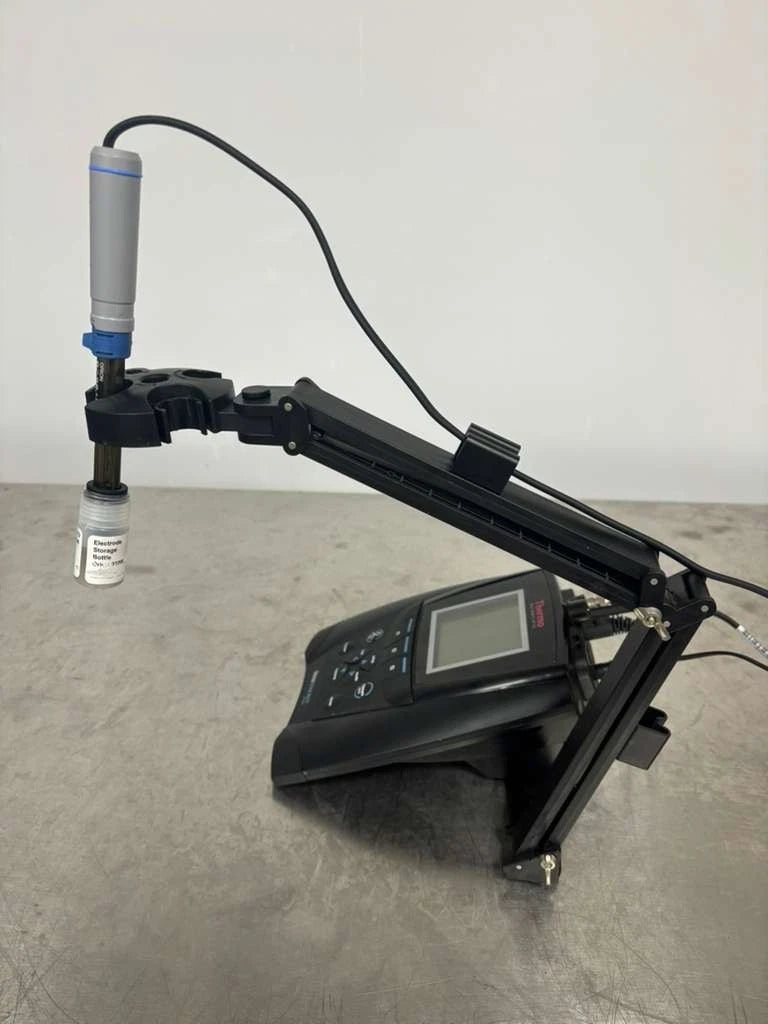 Thermo Orion Star pH Meter A211 WITH Power supply