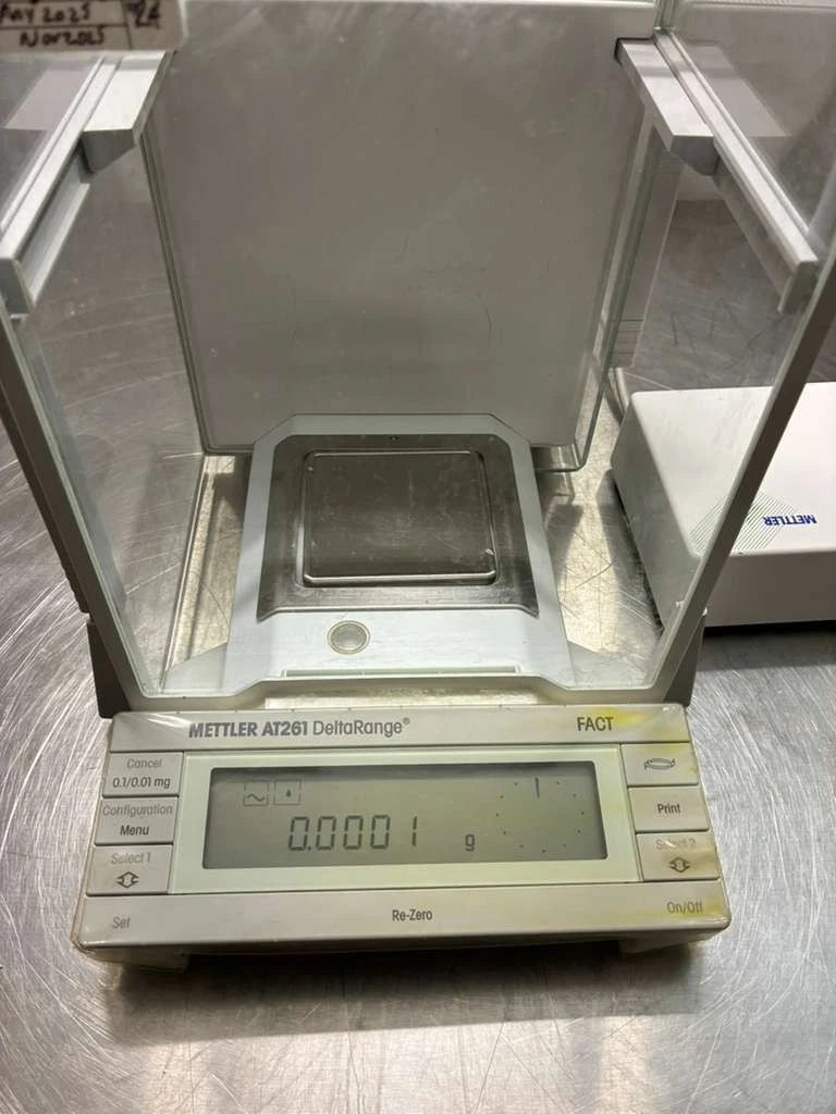 Mettler Toledo AT261 DeltaRange Analytical Balance 30 Days Warranty