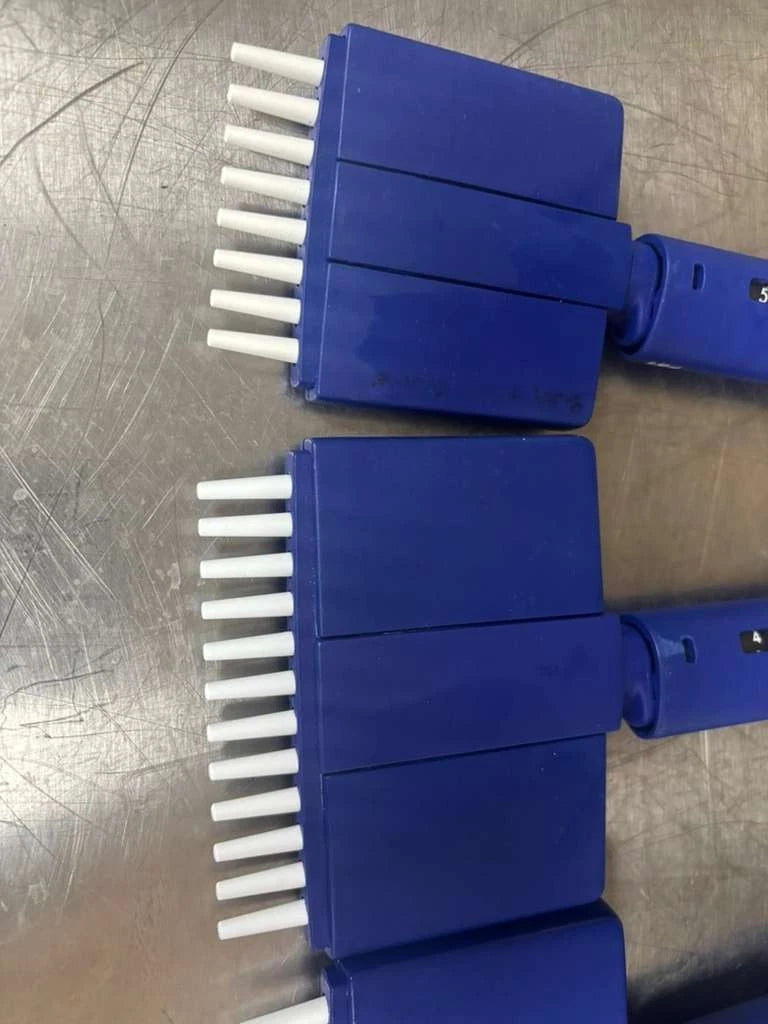 Set of Fisherbrand FinnPipette 1.8 channel 5-50uL 2.12 channel 5-50uL