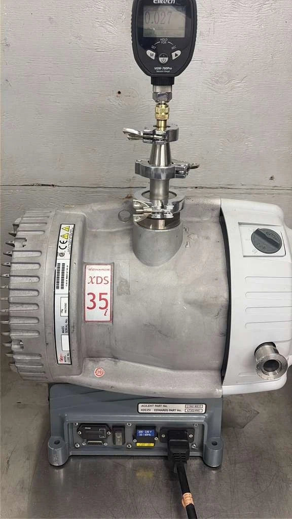 Edwards XDS35i Vacuum Pump Recently Serviced Pulls 0.027 mbar 45k/h see Video