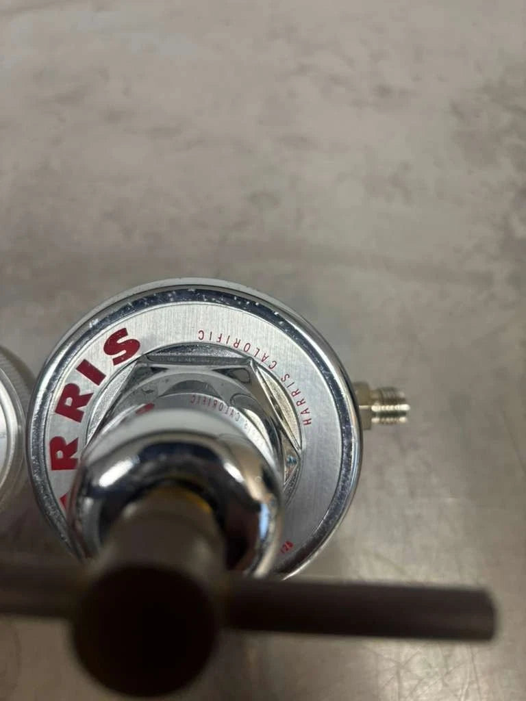 Harris Regulator Model No. 47SS- 125