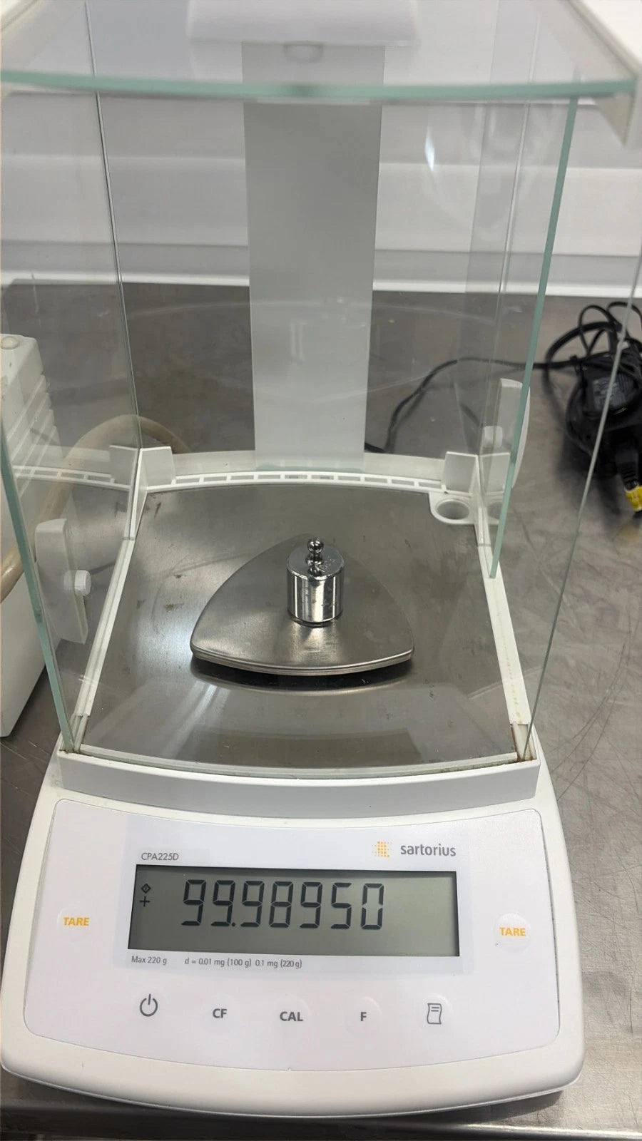 Sartorius CPA225D Semi-Micro Analytical Balance