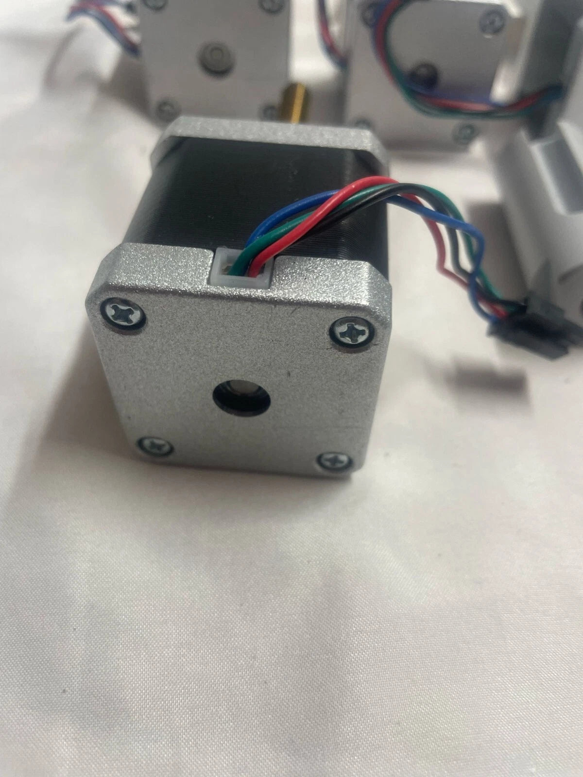 ( Lot of 4) WANTAI STEPPER MOTOR 1.8 DEG 42BYGHW804