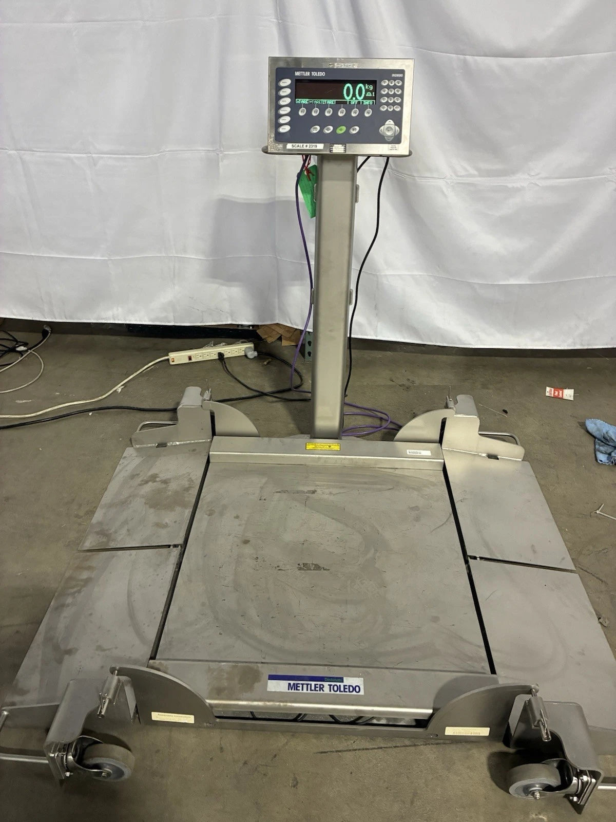 Mettler Toledo Floor Scale 2888P Display IND690 30 days warranty Freight
