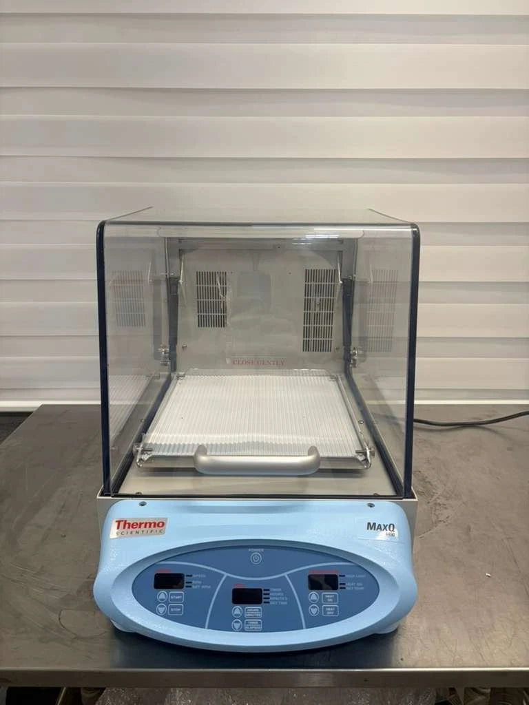 Thermo Scientific MaxQ 4450 Benchtop Orbital Incubator Shaker SHKE4450