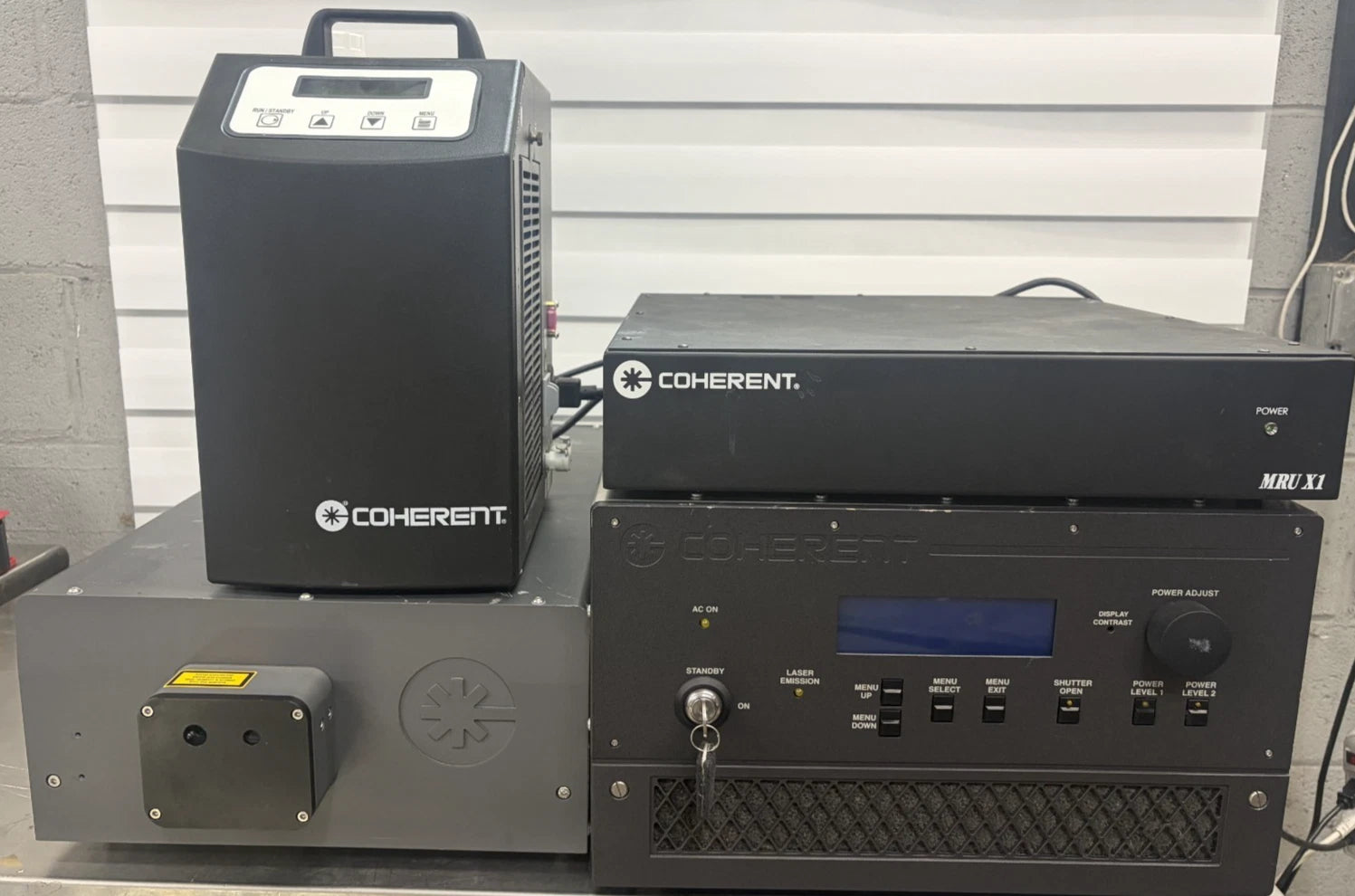 Coherent Chameleon Ultra / Vision System w/ Verdi V18 Power Supply -PARTS/REPAIR