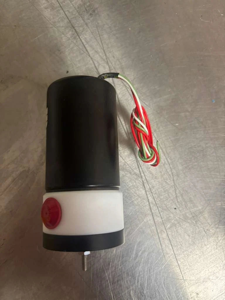 NEW FLUOROCARBON MT2-144N0A1 TEFLON VALVE 115VAC MT2144N0A1