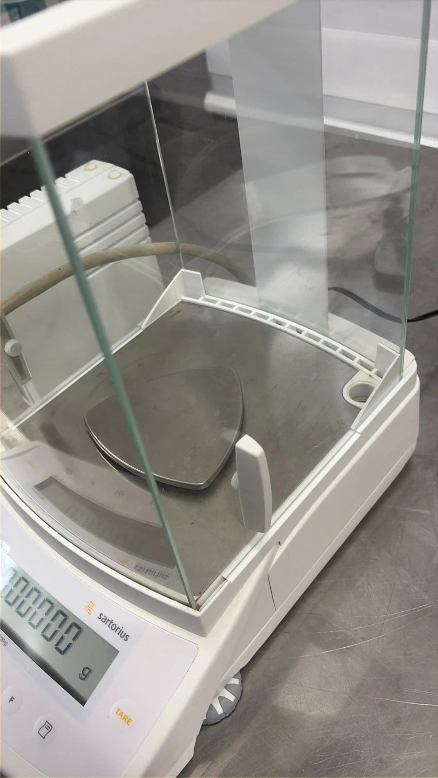Sartorius CPA225D Semi-Micro Analytical Balance