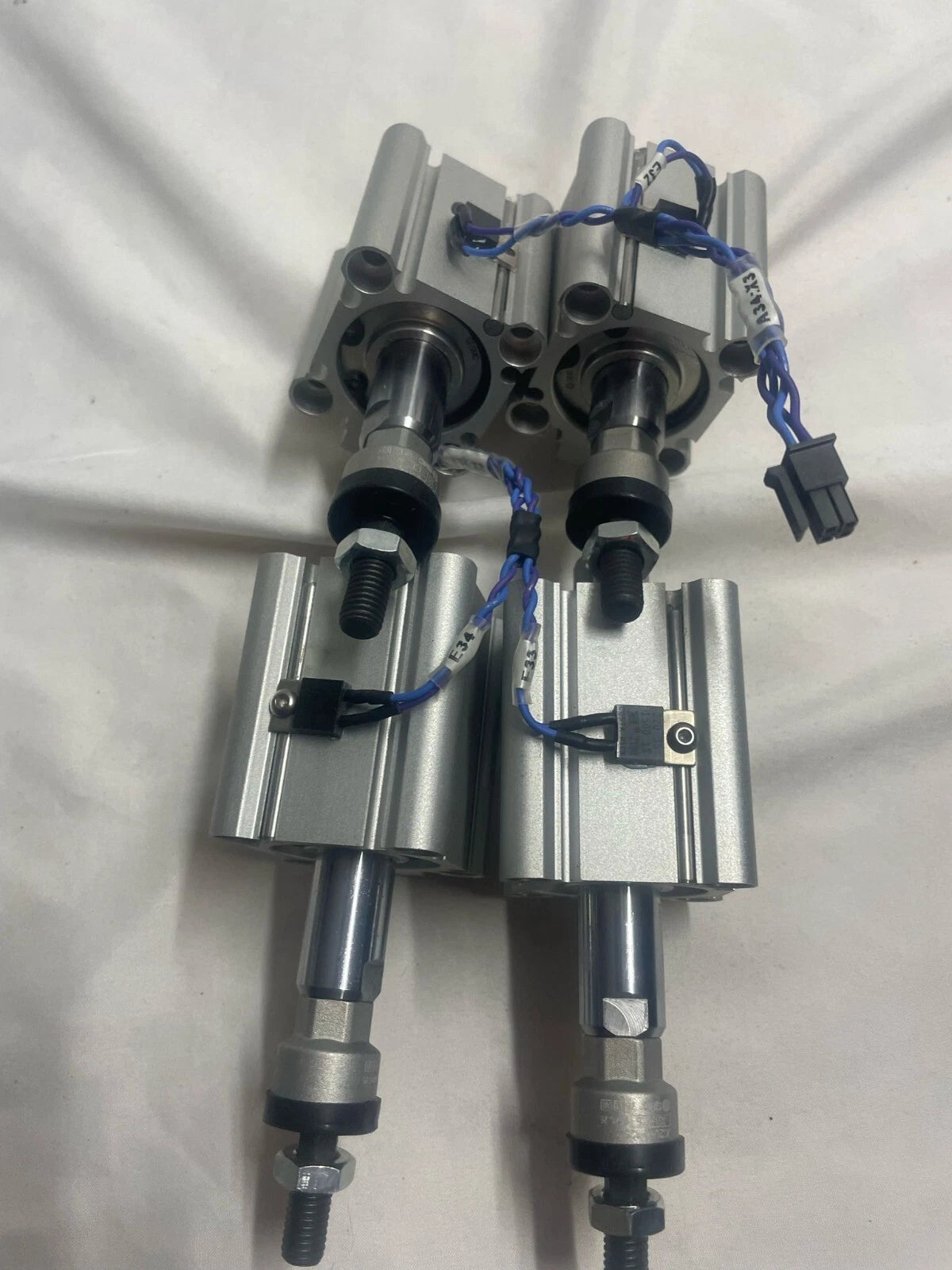 ( Lot of 4 ) SMC CQ2WB32-25DZ / CQ2WB3225DZ Tested OK!! 30 days warranty