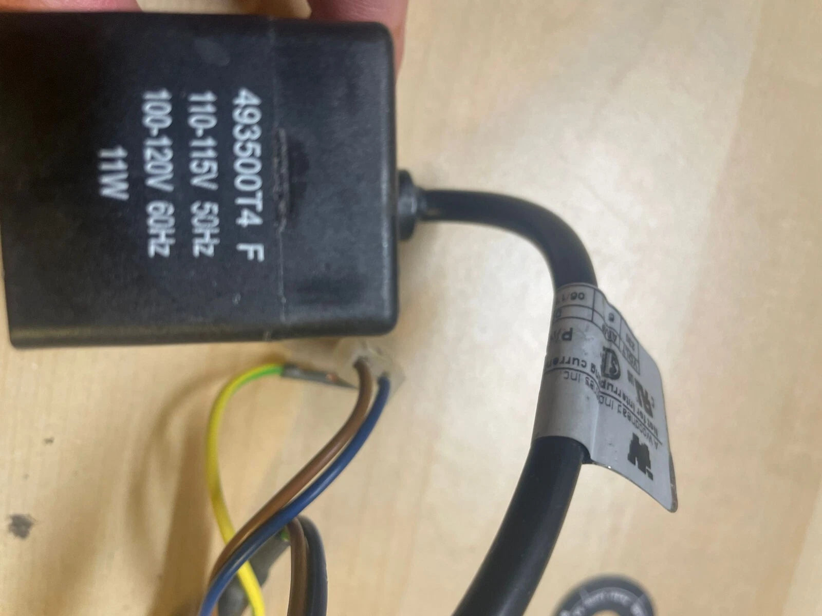 Parker 493500T4 F Lucifer Solenoid Valve: 11W, 110-115V @ 50Hz, 484718