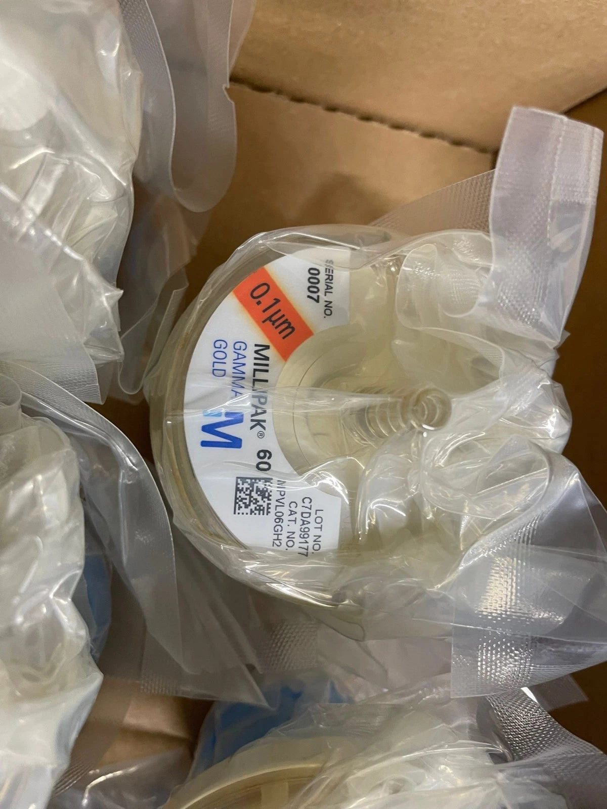 Mix MILLIPORE Sterile Millipak 20 Filter 0.1 µmHB w/bell MPVL02GH2 MPVL06GH2....
