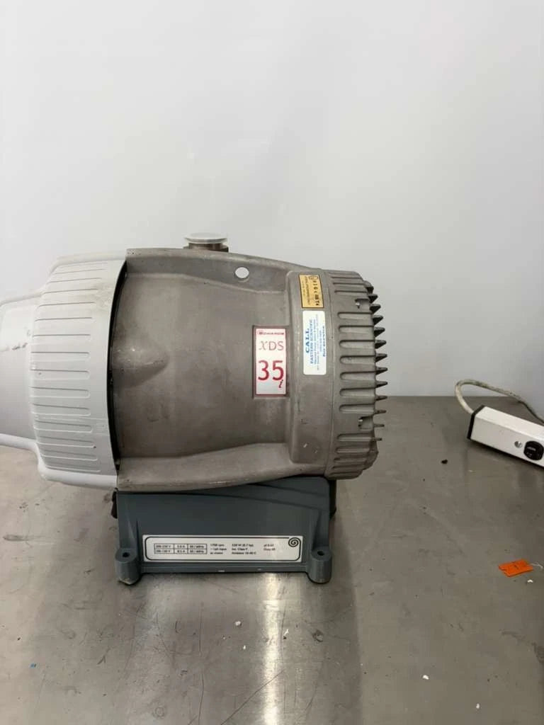 Edwards XDS35i Dry Scroll Vacuum Pump - 44k Hours See Video S/N 096224262