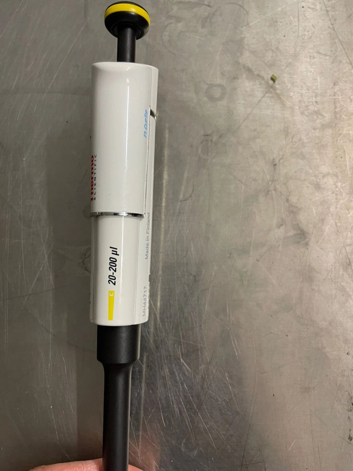 Thermo Scientific™ F1-ClipTip™ 20- 200 uL Single Channel Pipette