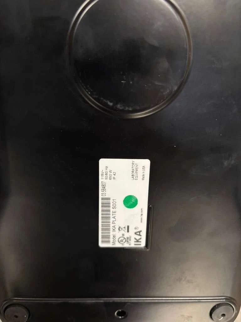 IKA PLATE S001 Digital Heating Magnetic Stirrer & Temperature Probe No Stand