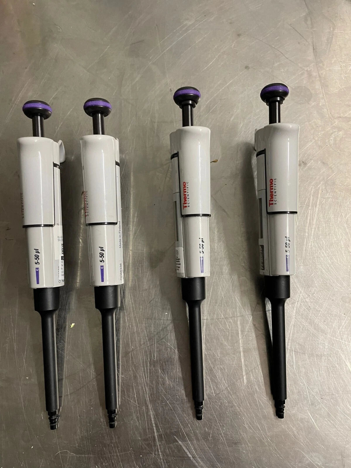 lot of 4 Thermo Scientific™ F1-ClipTip™ 5- 50 uL Single Channel Pipette