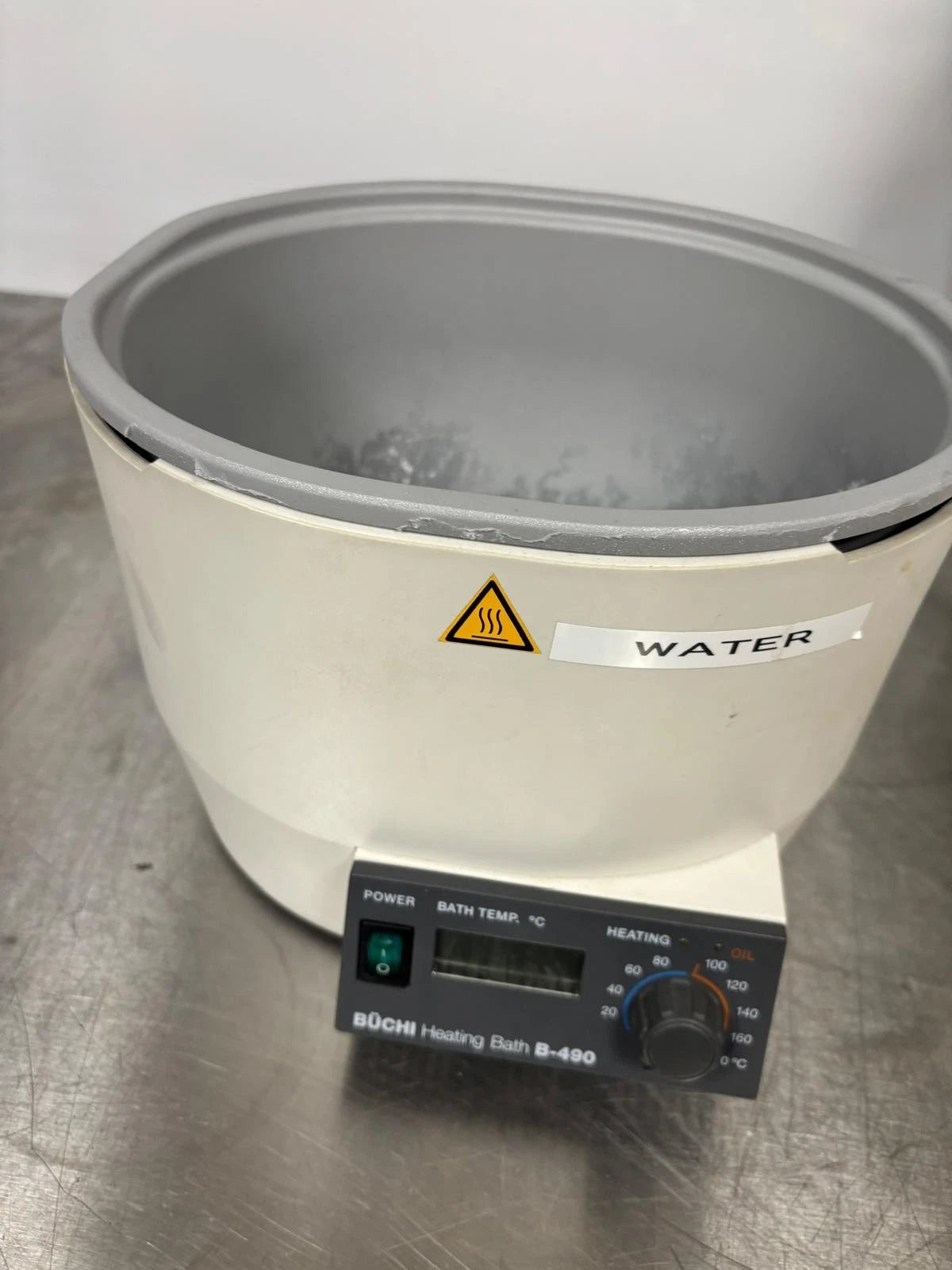 Buchi Rotavapor R-200 Rotary Evaporator W/ B-490 Heating Bath