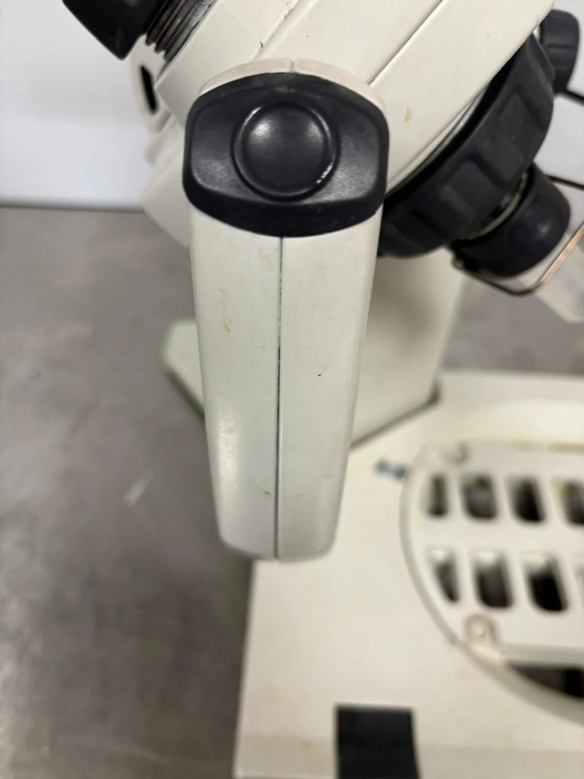 Buchi Rotavapor R-200 Rotary Evaporator W/ B-490 Heating Bath