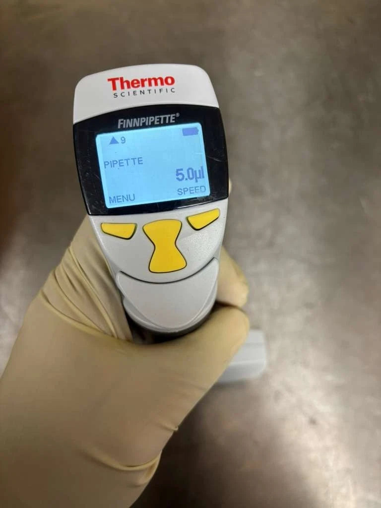 THERMO SCIENTIFIC FINNPIPETTE 5-50 - 30-300 uL 12 Channel Electronic Pipette