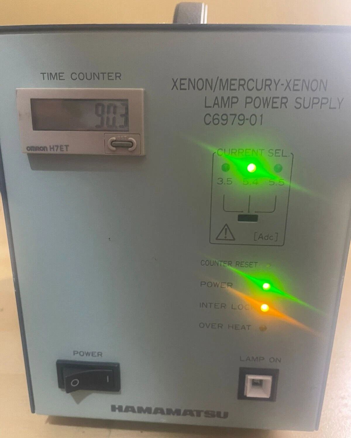 HAMAMATSU C6979-01 XENON / MERCURY- XENON LAMP POWER SUPPLY