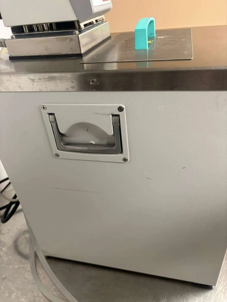 Julabo EH Heated Circulator Julabo F32 Refrigerated/Heating Bath System