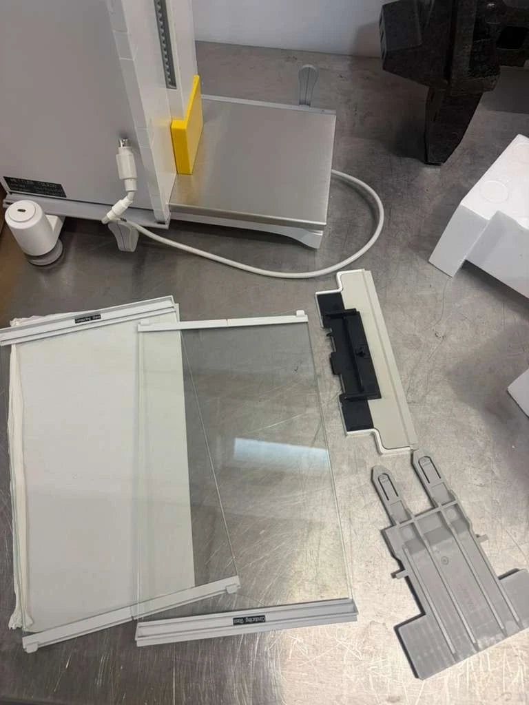 METTLER TOLEDO QUANTOS QB5 QD206 ****PLEASE SEE ALL PICTURES MISSING PARTS***