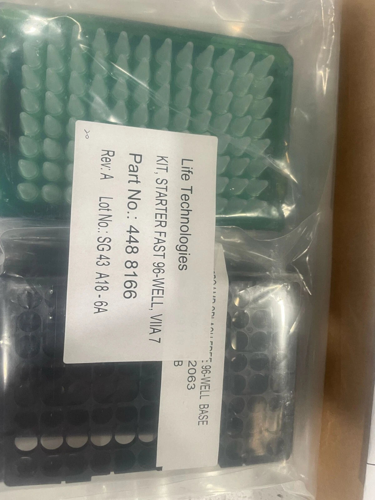Applied Biosystems ViiA 7 Tube Adapter 4462077 and 96 Well Starter Kit 4488166