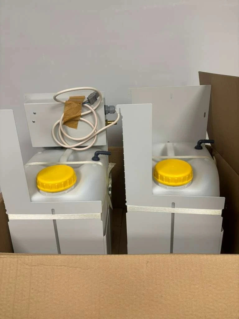 Binder External 20L Fresh & Waste Water Tanks, Cabling & Pump for KBWF, KBF, KMF