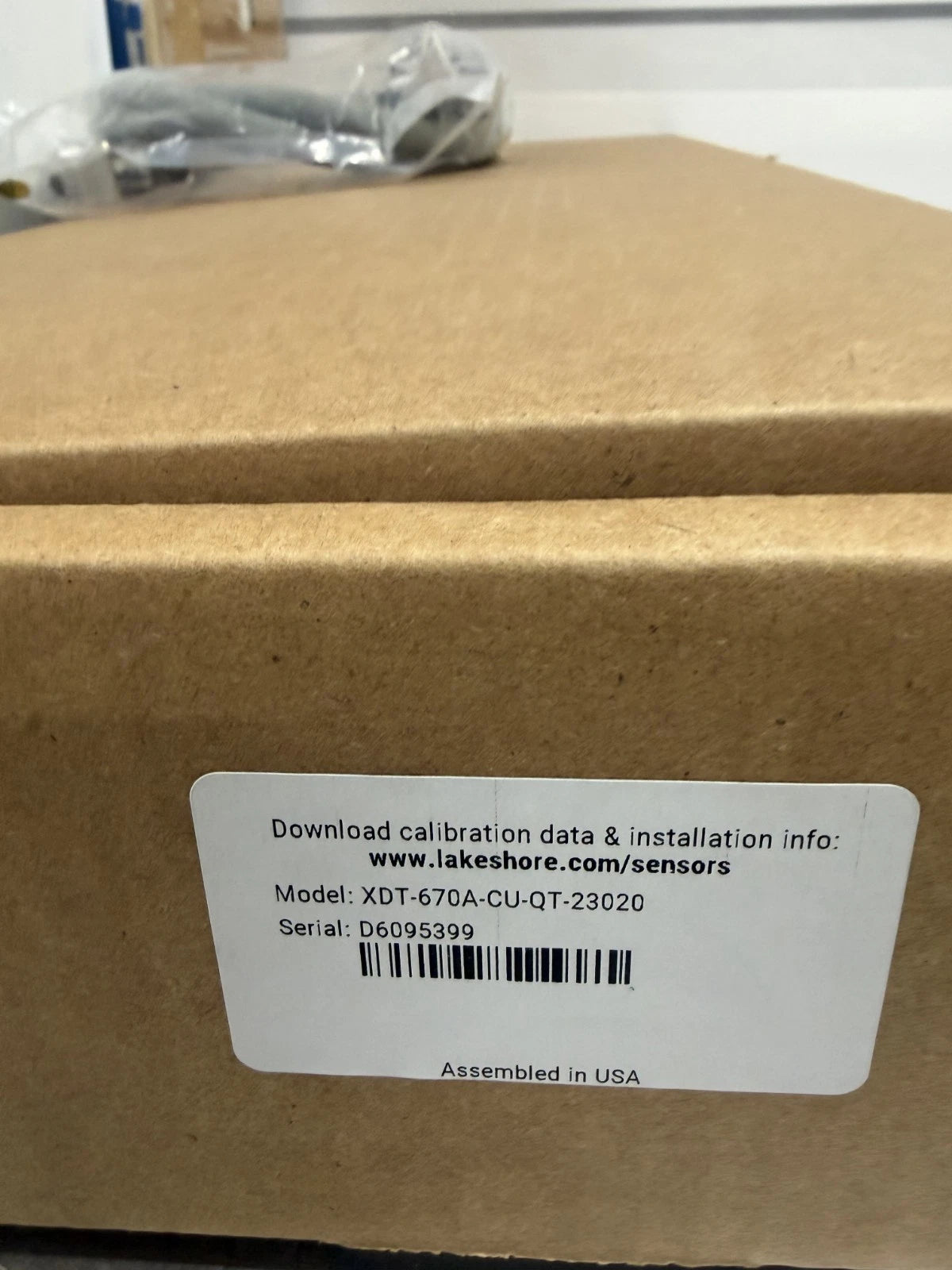 Omega CYC325 Cryogenic Controller BUNDLE w/Lake Shore DT-670A Sensor and PT100