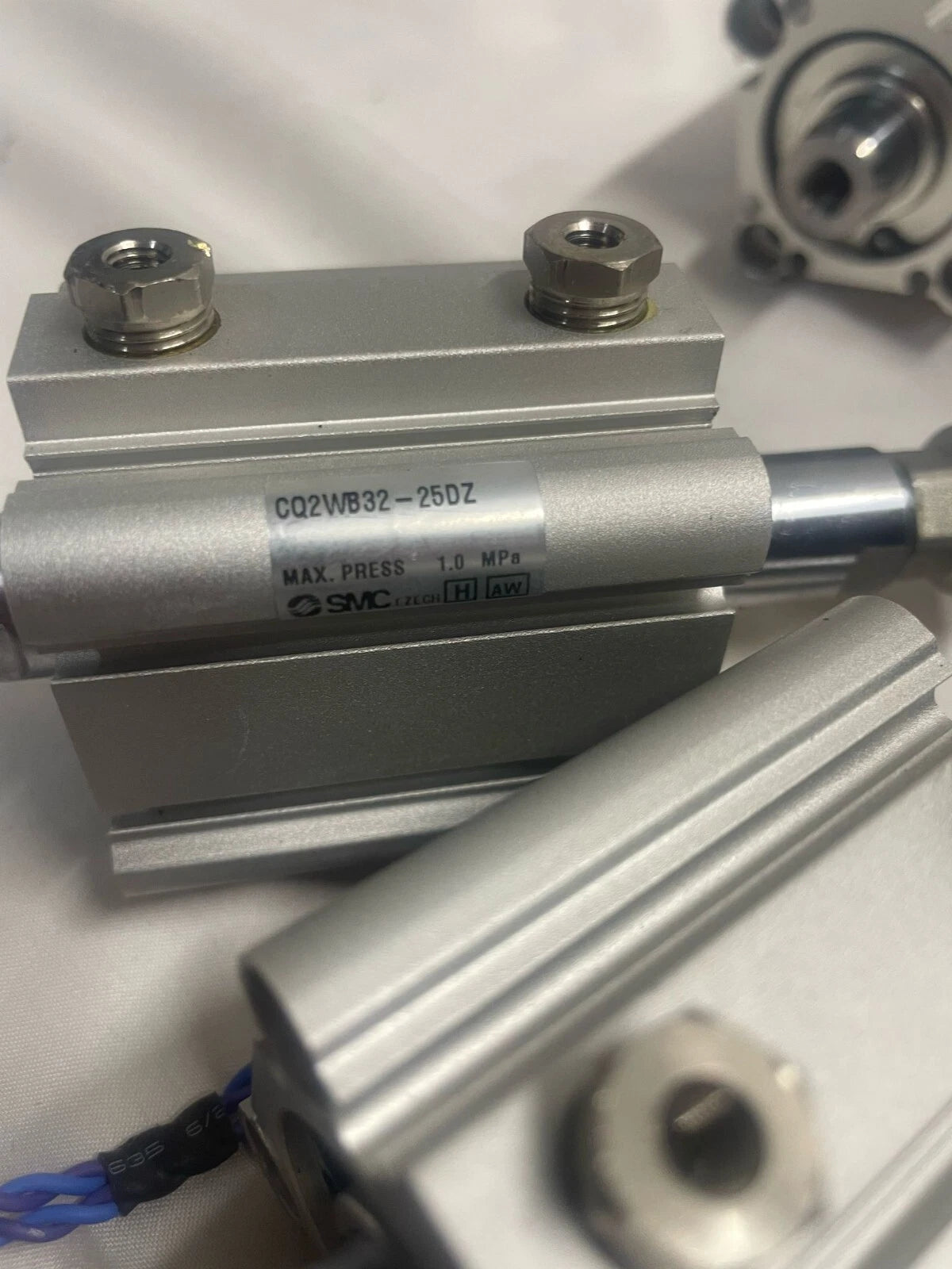 ( Lot of 4 ) SMC CQ2WB32-25DZ / CQ2WB3225DZ Tested OK!! 30 days warranty