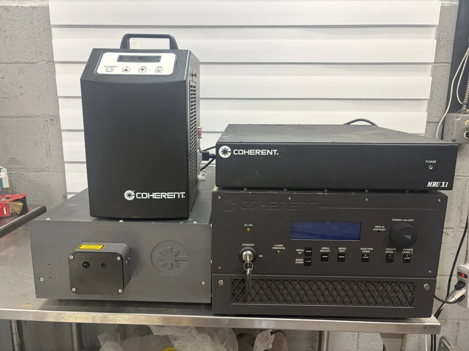 Coherent Chameleon Ultra / Vision System w/ Verdi V18 Power Supply -PARTS/REPAIR