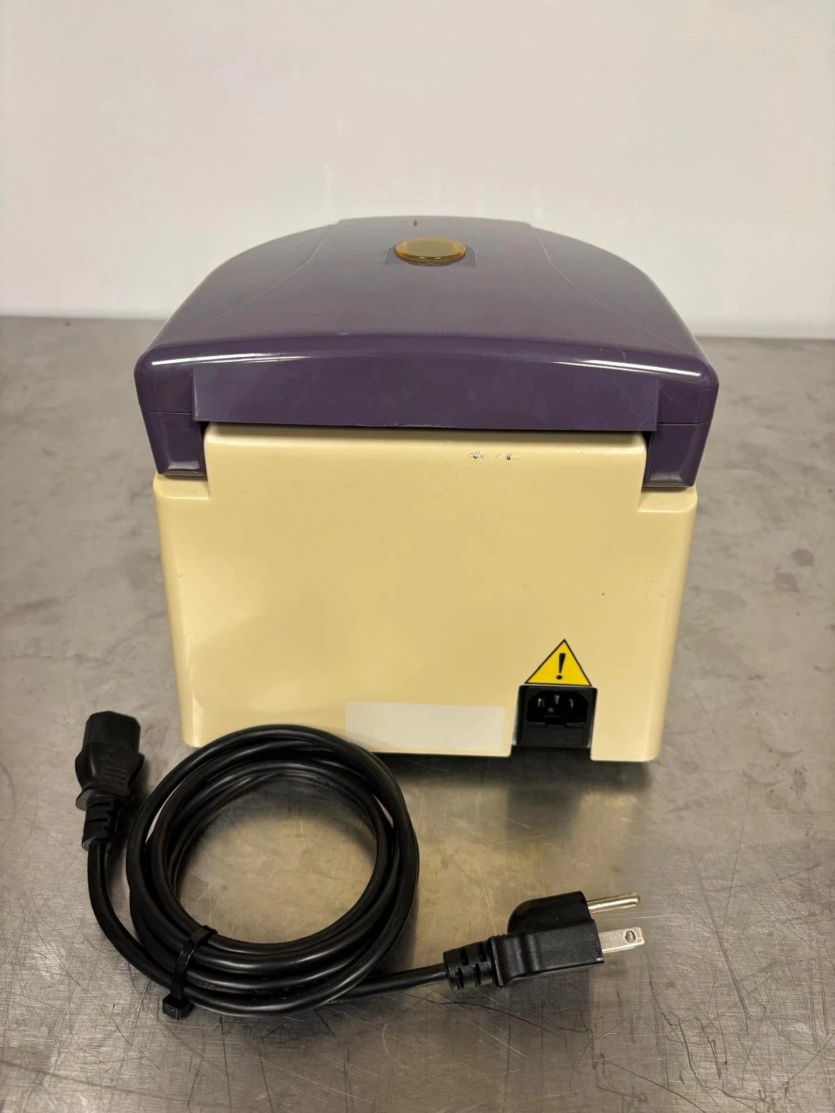Labnet Spectrafuge 16M Benchtop Centrifuge C0160-P w/ Power Cord TESTED