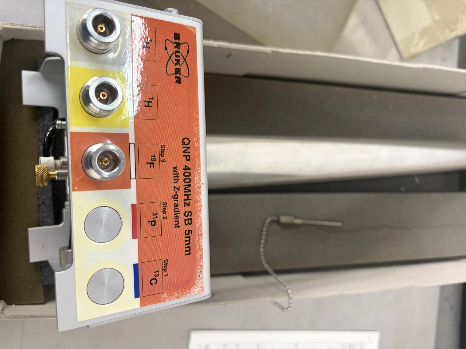 Bruker 400 MHz 5mm QNP SB Z-Gradient NMR Probe w/ Test Results