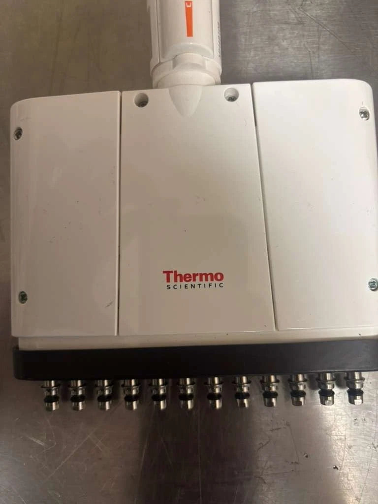 Thermo Scientific F1-ClipTip 12 Multi-Channels Pipette 1-10 30-300uL Set of 2