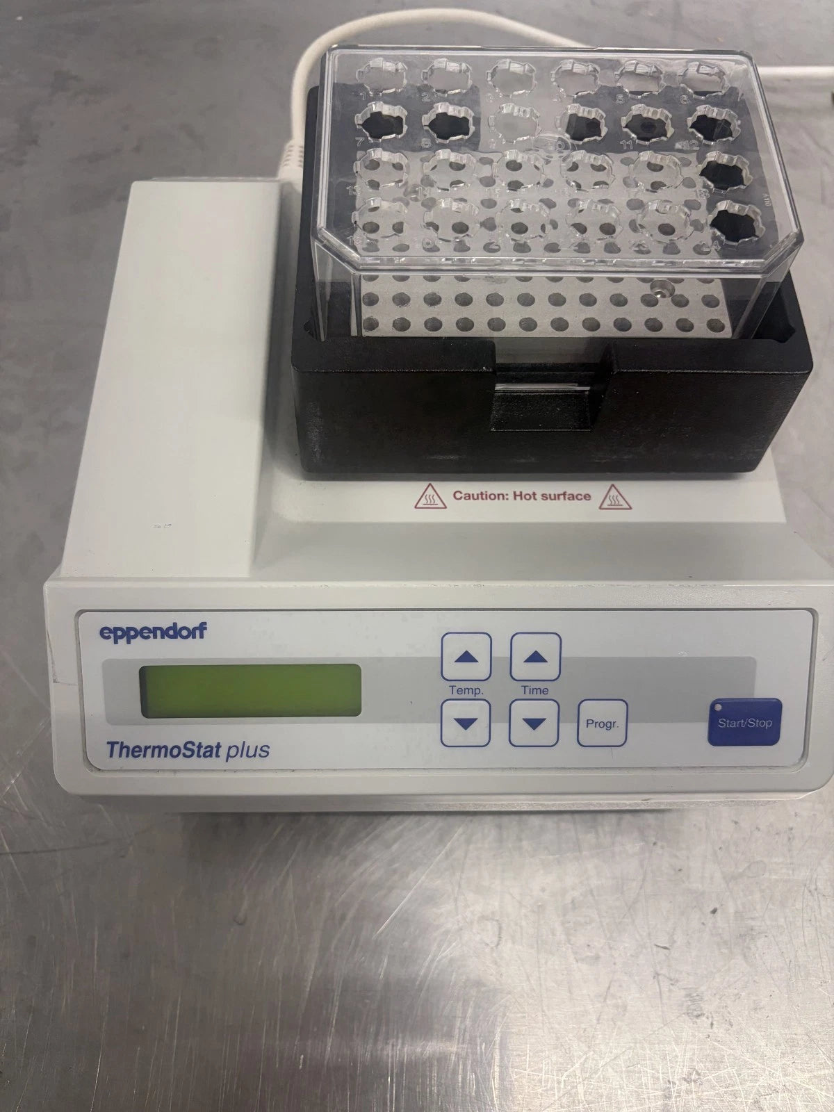 Eppendorf 5352 ThermoStat Plus Dry Bath Incubator