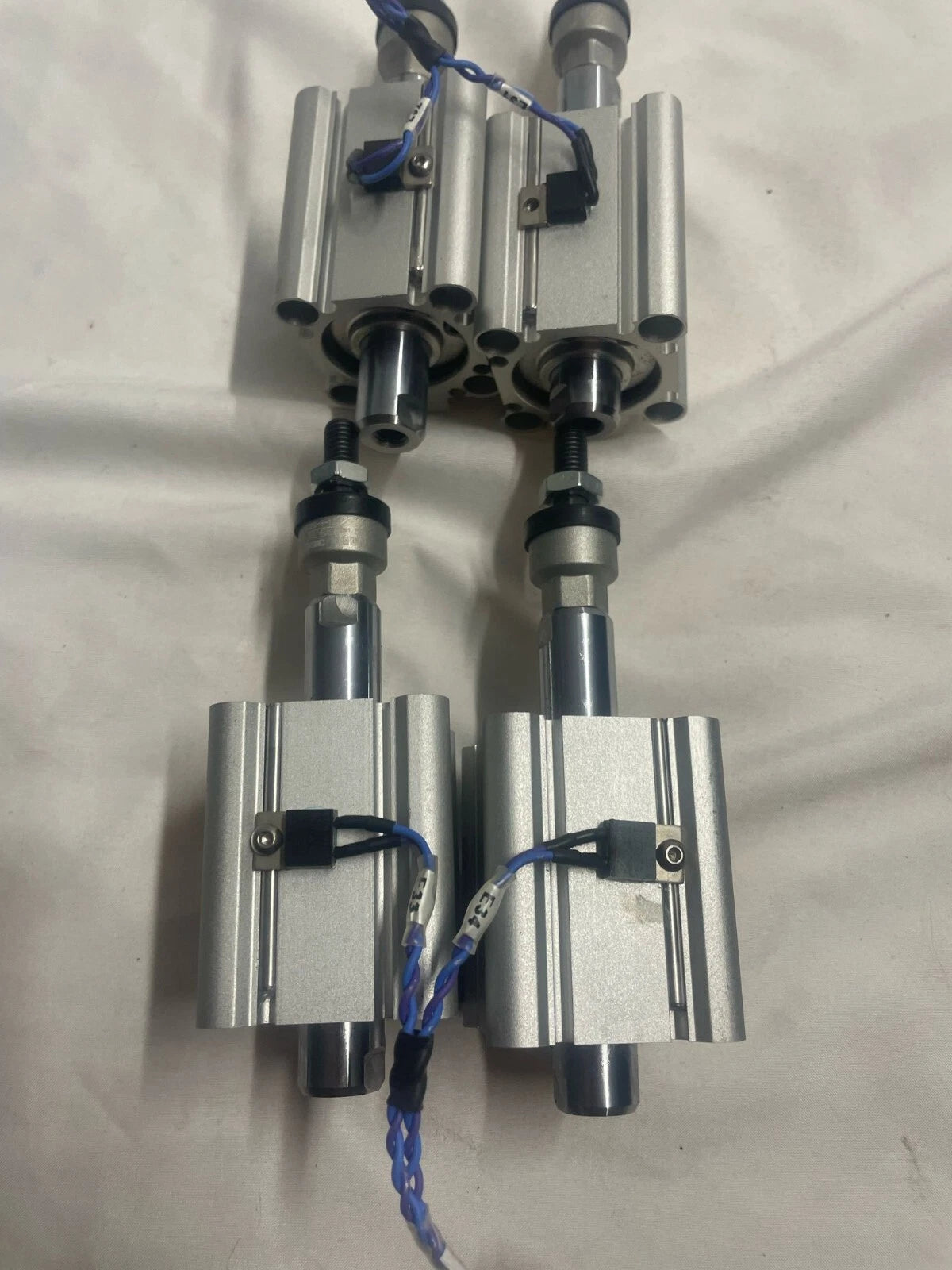 ( Lot of 4 ) SMC CQ2WB32-25DZ / CQ2WB3225DZ Tested OK!! 30 days warranty
