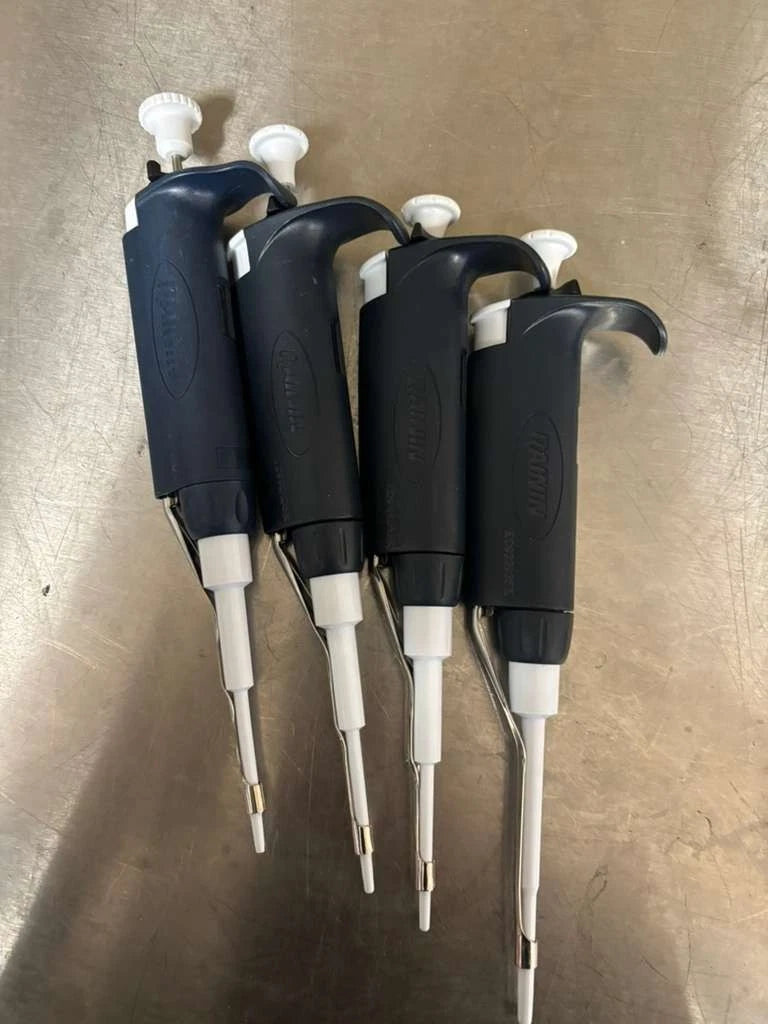 Set Of 4 Rainin PipetLite Pipette SL: 2-10-100